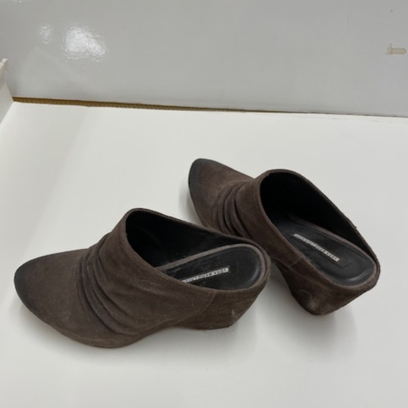 Fabulous Vera Wang Lavender Label Platform Wedge Clogs Slip-Ons - Picture 7 of 8